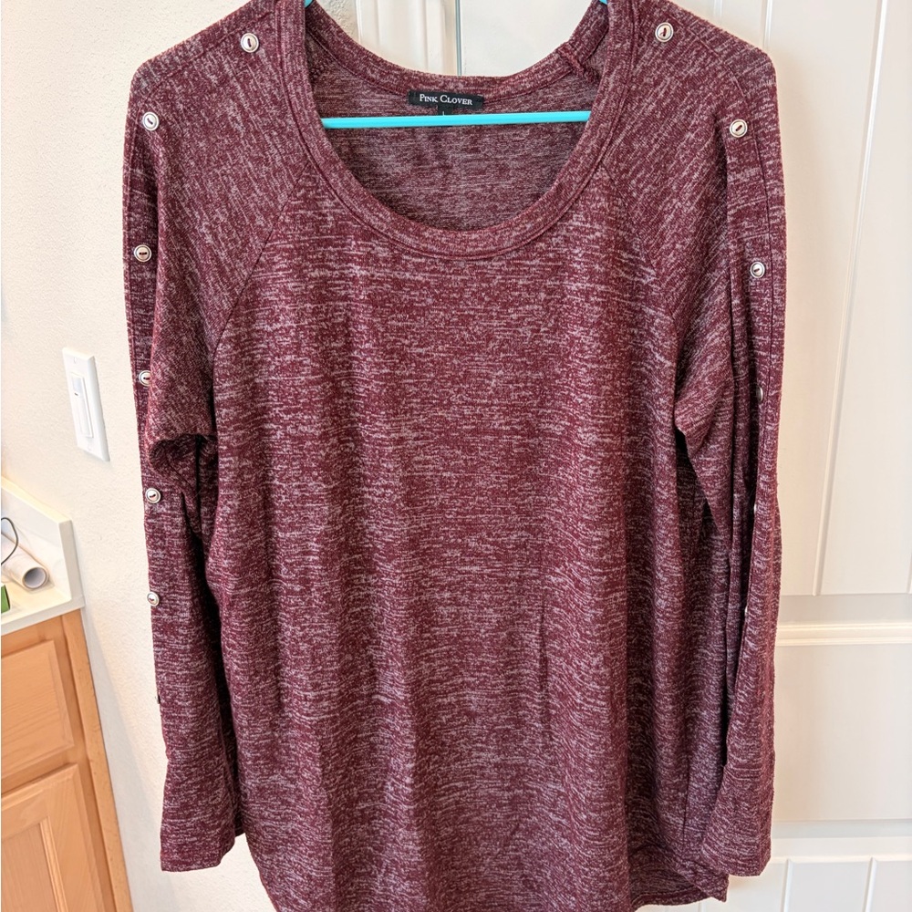 Pink Clover Women's Burgundy Long Sleeve Top